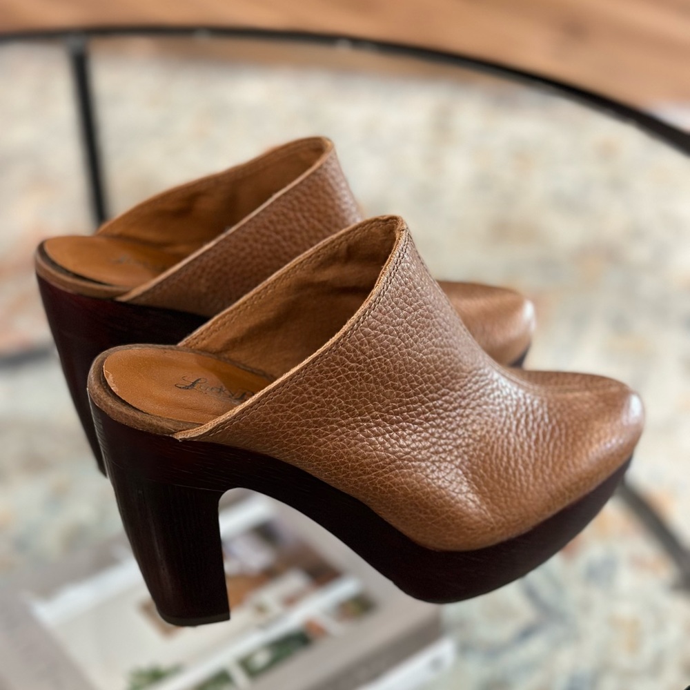 Lucky Brand Leather Platform Clogs 7